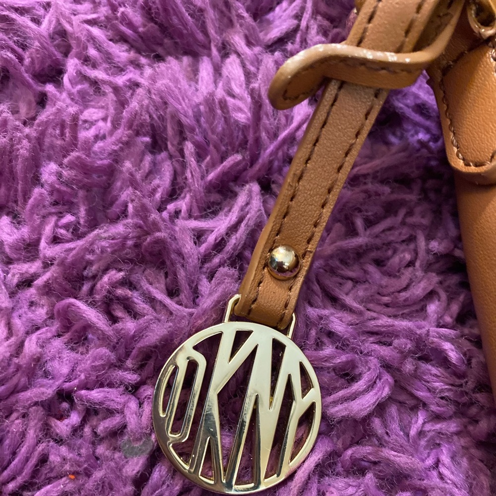 Purse - Picture 2 of 4